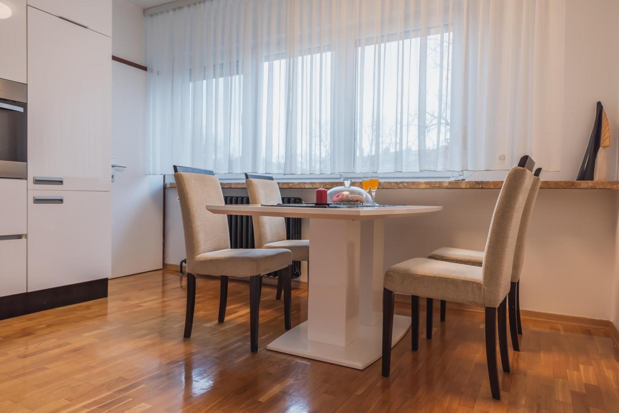 Apartment Check In Zagreb Maksimir-Free Parking Екстериор снимка